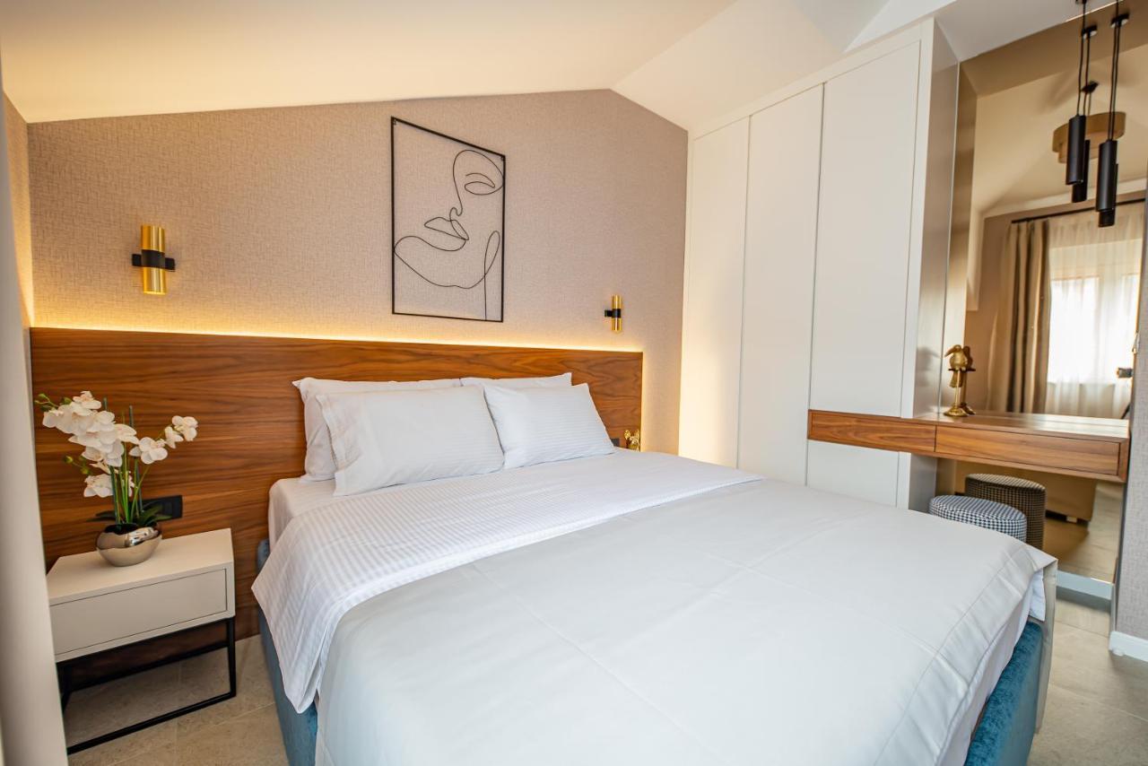 Enyana Luxury Suites Kotor Exterior photo