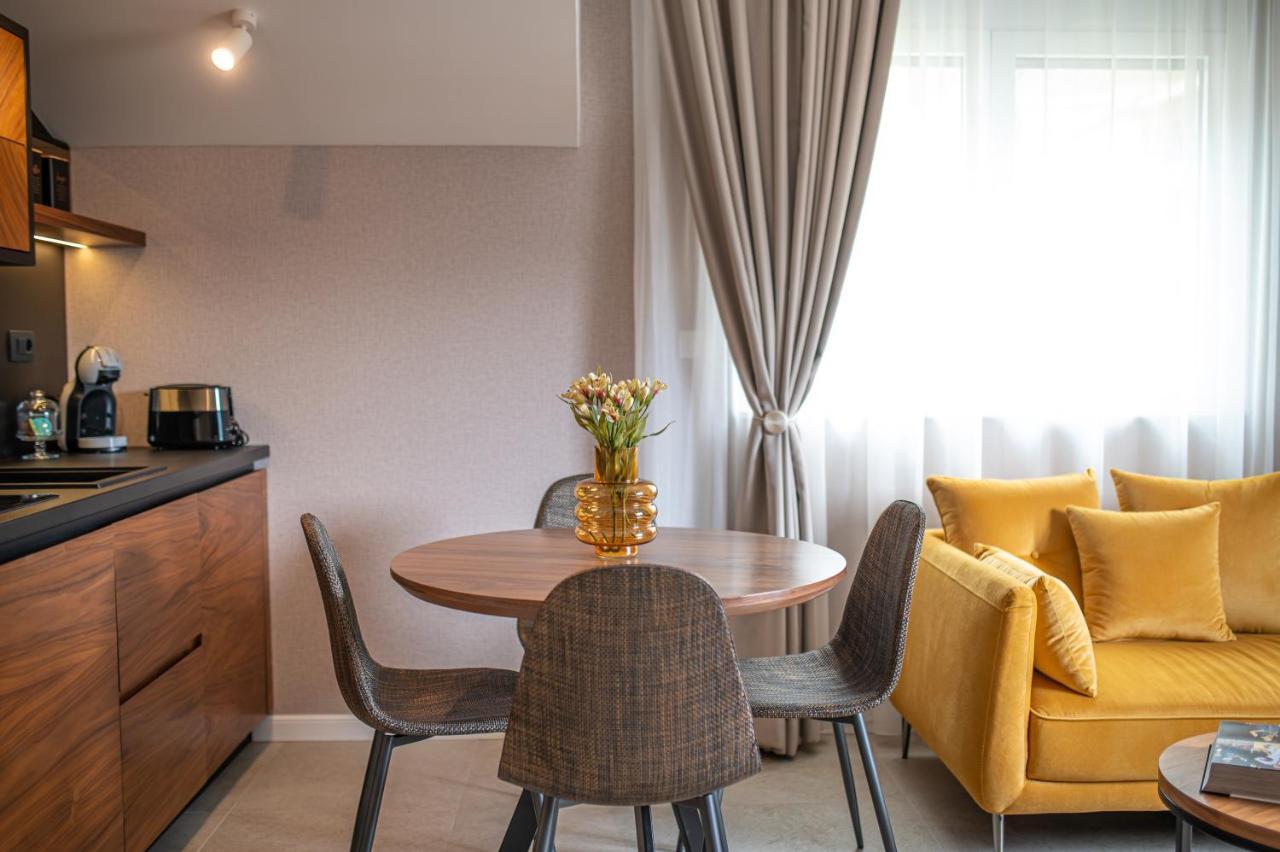 Enyana Luxury Suites Kotor Exterior photo
